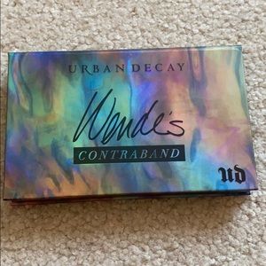 Urban Decay Wende’s Contraband Eyeshadow Palette